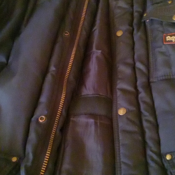 Man's coat - Picture 2 of 2